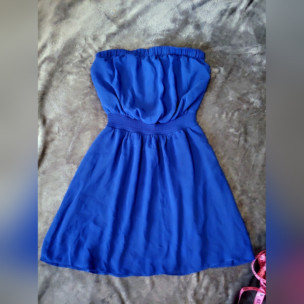 EXPRESS * BLUE STRAPLESS DRESS * SIZE XS * STRETCHY